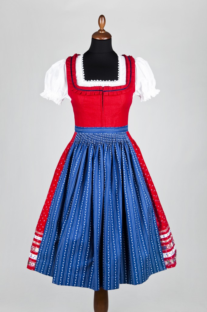 Dirndl, el traje típico austríaco (para mujer)