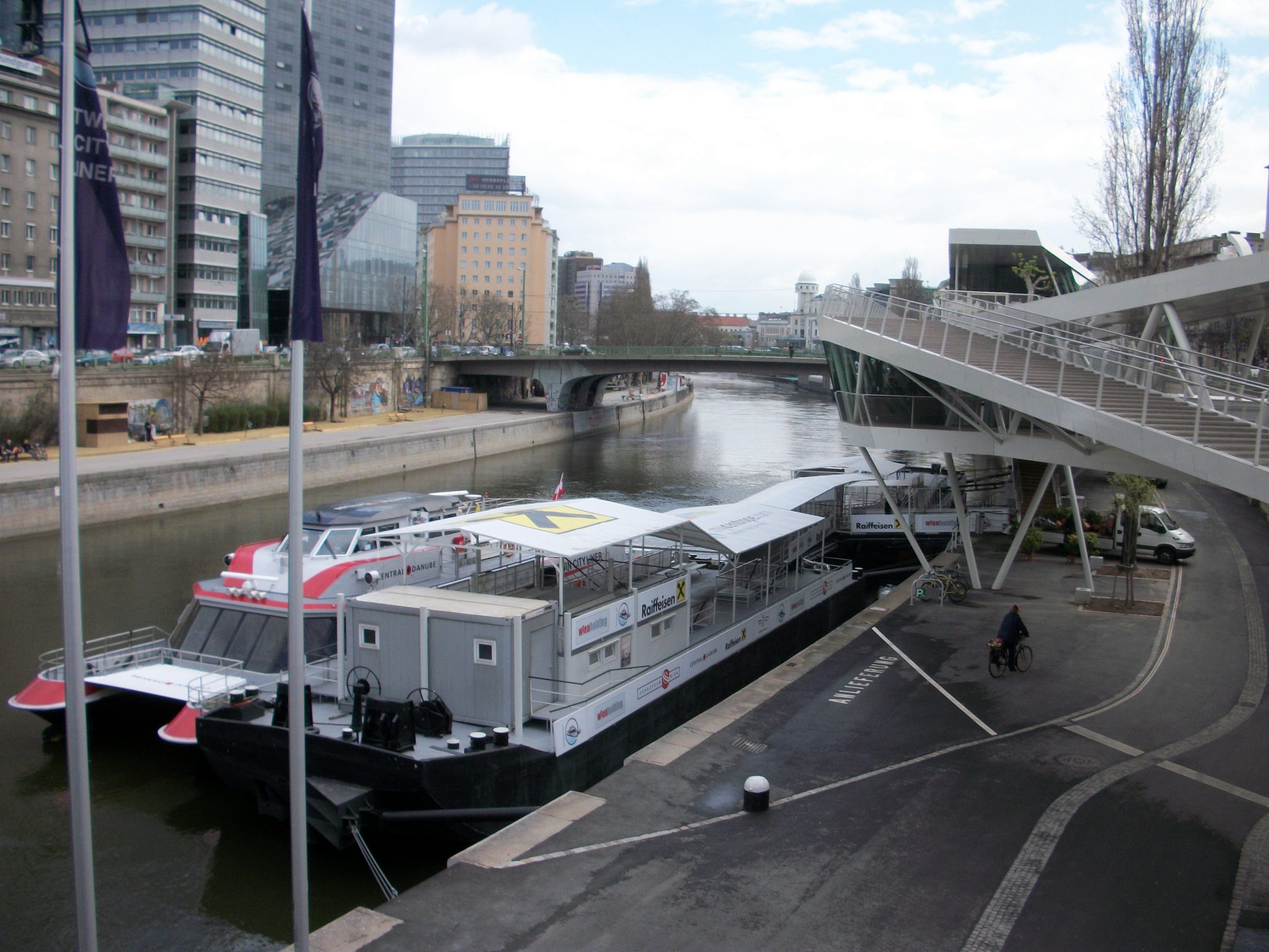 De Viena a Bratislava por el Danubio
